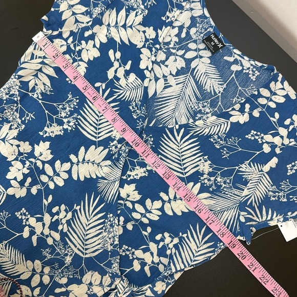 Hurley Blue/White Leaf Print Wrap Dress Size Medium Summer Casual Beachy - Picture 14 of 16